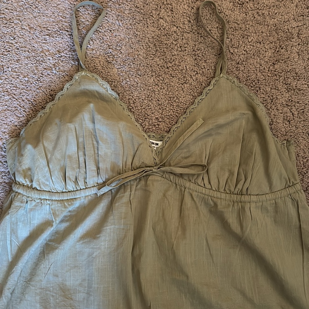 Tank top - Picture 2 of 3